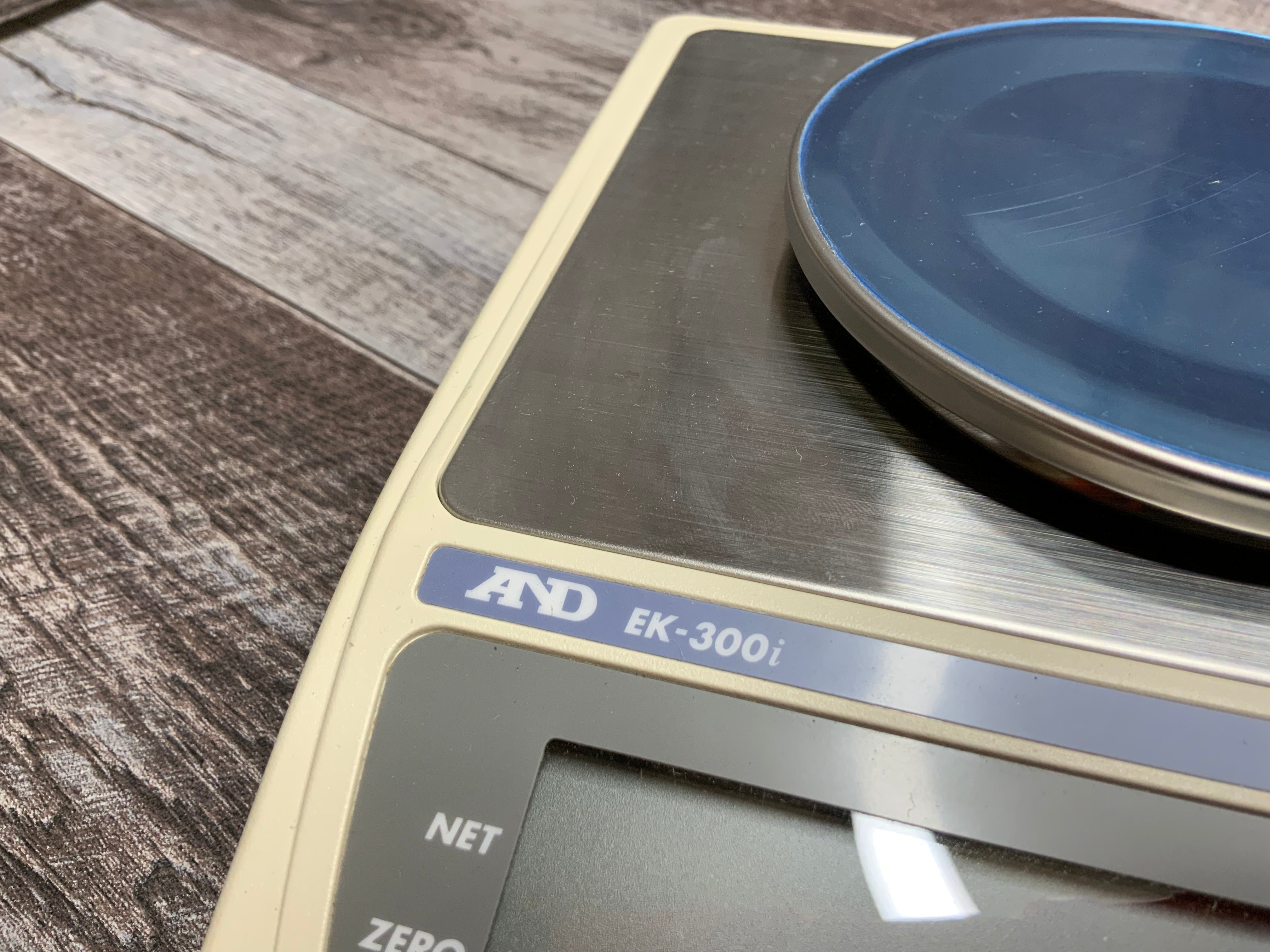 A&D Weighing EK-300I Portable Balance, 300g Capacity **READ** (8174761771246)